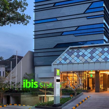 Ibis Styles Medan Pattimura Екстер'єр фото