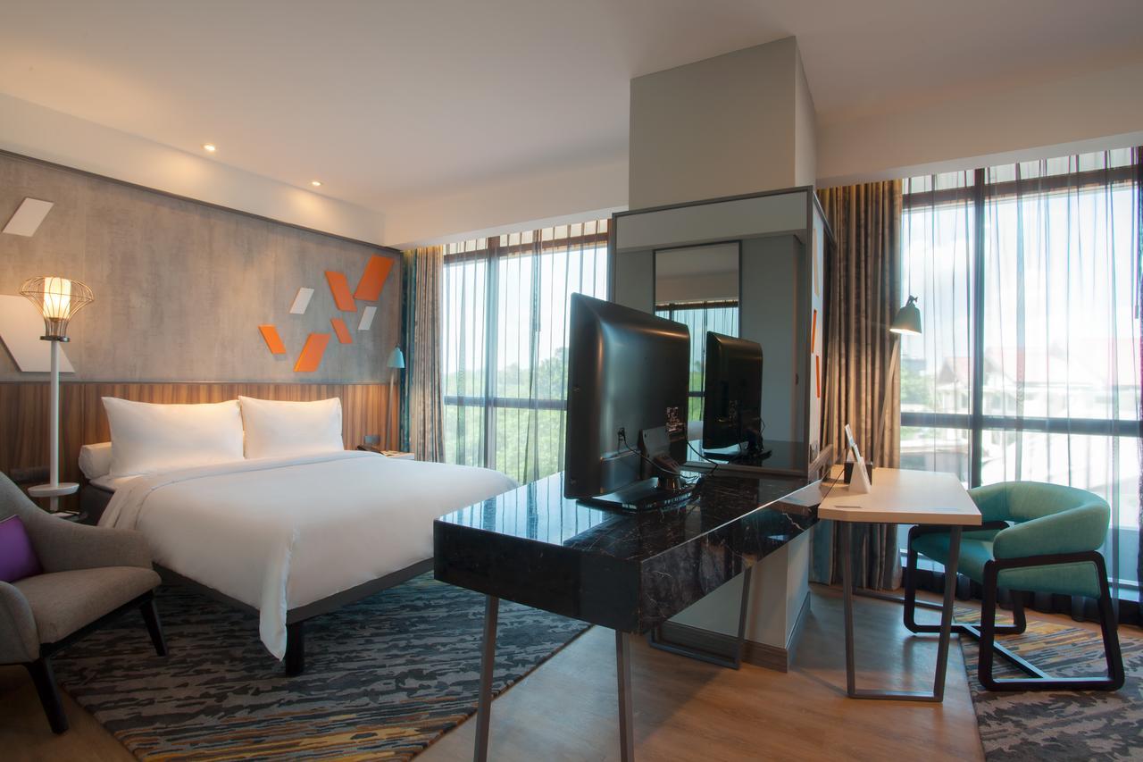 Ibis Styles Medan Pattimura Екстер'єр фото