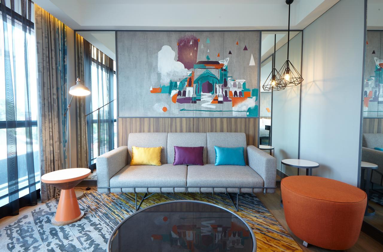 Ibis Styles Medan Pattimura Екстер'єр фото