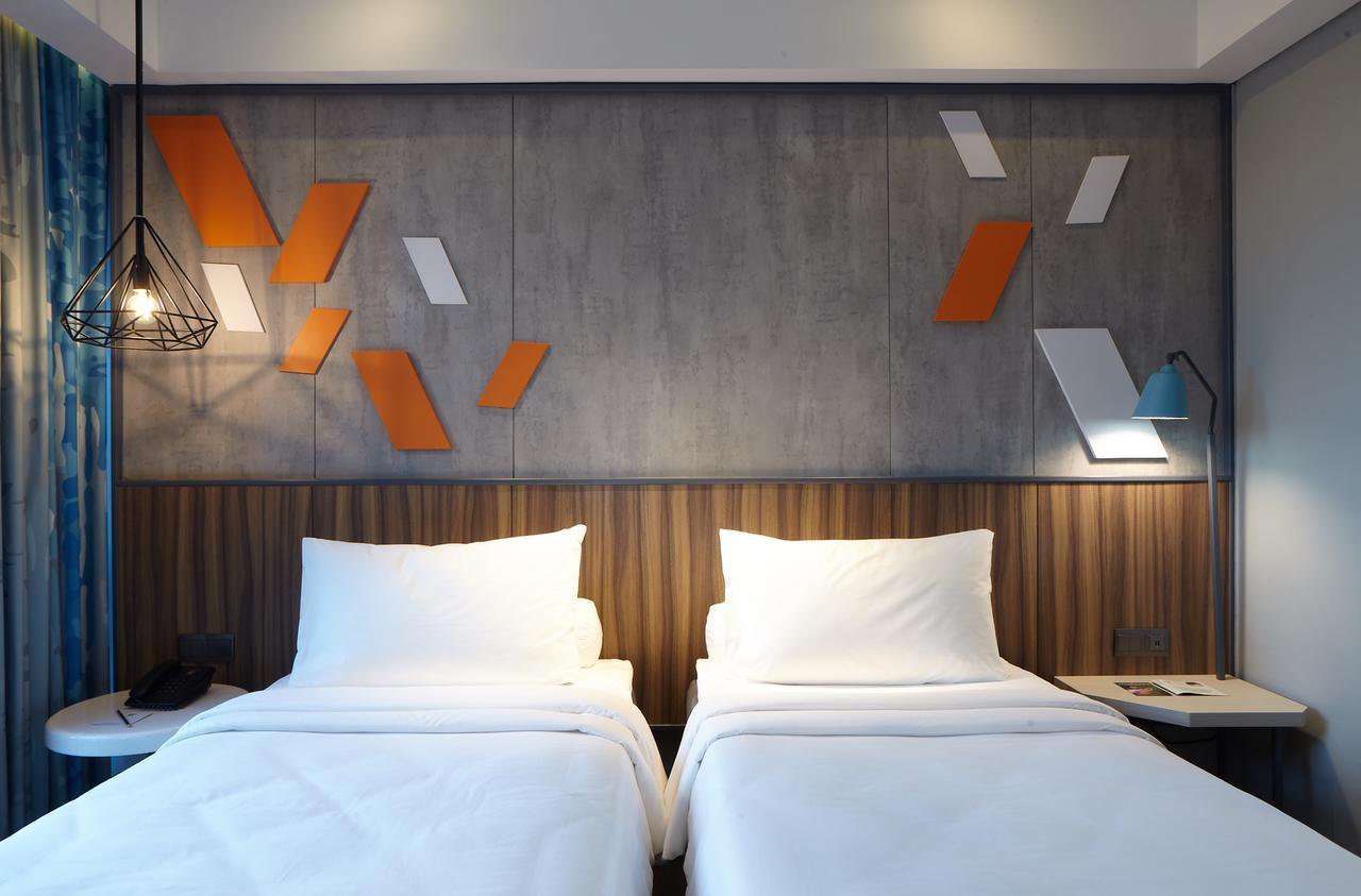 Ibis Styles Medan Pattimura Екстер'єр фото